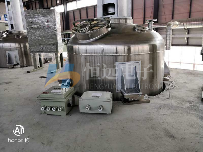 塗料廠